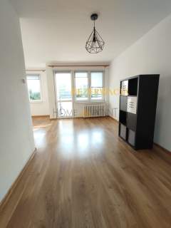 2 pokoje kuchnia, balkon