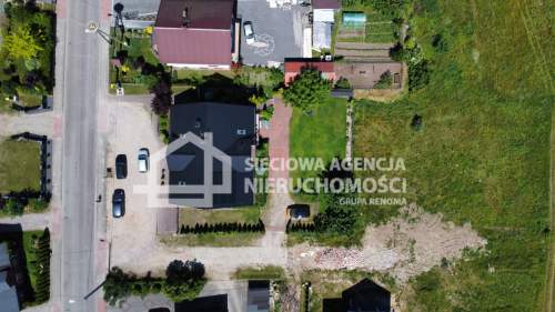 Dom z lokalem usługowym blisko jeziora Kaszuby 