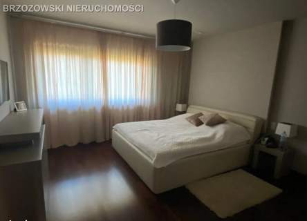 BIAŁOŁĘKA, dom 290 m2, Olesin, wolnostojący