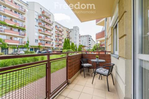 2 pokoje na Skoroszach Garaż Balkon Parter