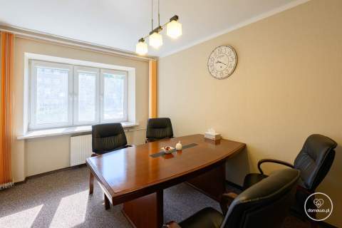 ŚRÓDMIEŚCIE KAMIENICA 3 POKOJE 49m2 BALKON