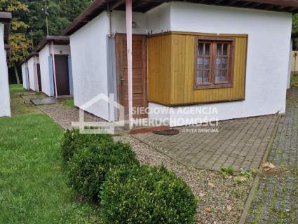 Urokliwy ośrodek nad morzem i jeziorem Nowęcin