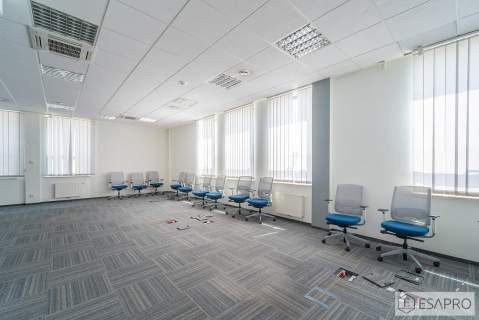 BIURA DLA BIZNESU-gabinety OPEN SPACE w BIUROWCU