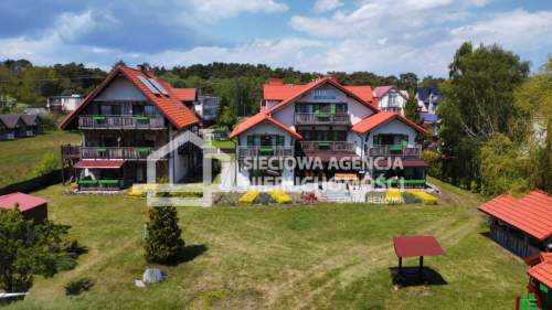 Dwa domy na działce 2400m2 Krynica Morska