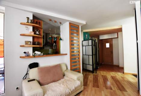 2 pokoje 46.20 m2 pierwsze piętro. Sławinek.