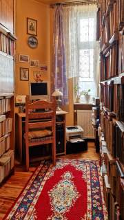 5 pokojowe w kamienicy, balkon, piwnica