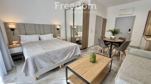 Nowy apartament blisko morza i promenady.