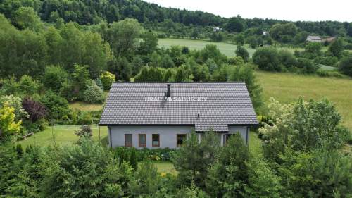 Dom z widokiem na jezioro