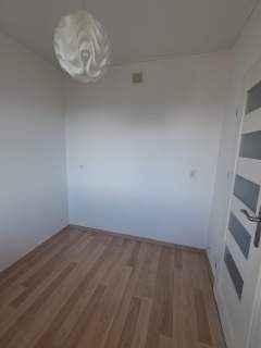 2 pokoje, 33m2 balkon, IV piętro, Centrum