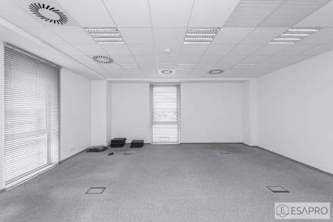 WYKOŃCZONE BIURO / GABINETY/ŁAZIENKI/KUCHNIA