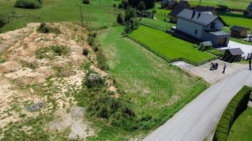 Niezabudowana nieruchomość gruntowa 1104m2.