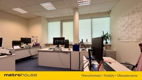Budynek biurowo handlowy produkcyjny magazynowy