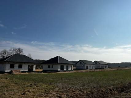 Parter 98m2 lub wariant z poddaszem około 150m2