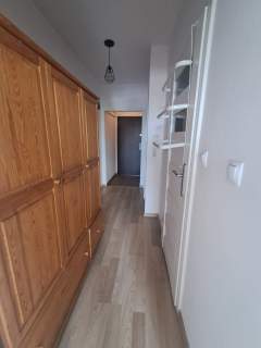 2 pokoje, 33m2 balkon, IV piętro, Centrum