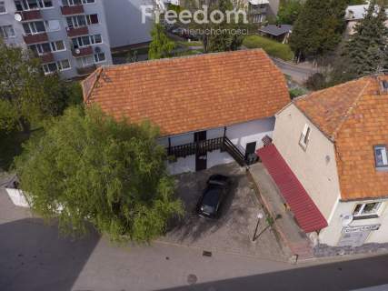 Zabytkowy spichlerz lokal usługowy, Otmuchów