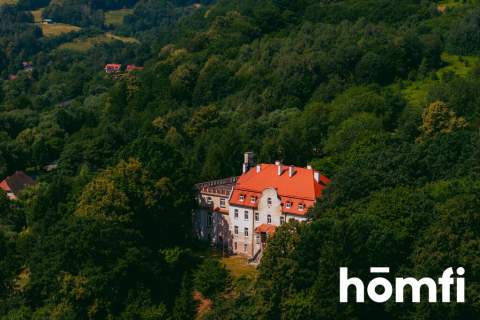 Pałac z aktualnym PnB / Dom Seniora / Hotel SPA /