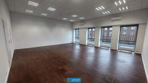 Lokal biurowo-usługowy 78 m2,parking, klimatyzacja