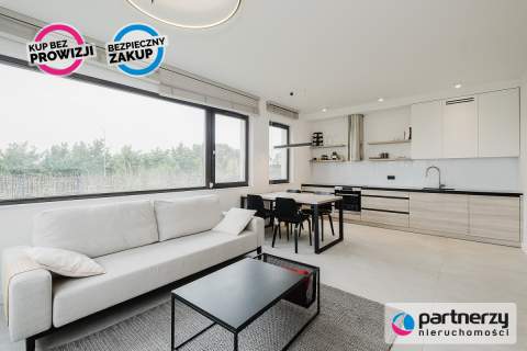 Nowoczesny, dwupoziomowy apartament w Mechelinkach