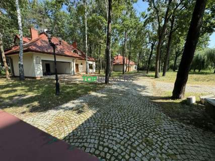 Przestronny dom z ogrodem, dla rodziny