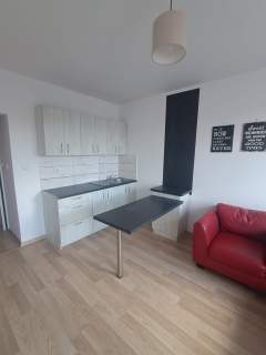 2 pokoje, 33m2 balkon, IV piętro, Centrum