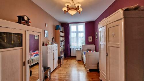 5 pokojowe w kamienicy, balkon, piwnica
