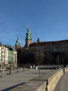 sprzedam mieszkanie przy Wawelu pl na Groblach