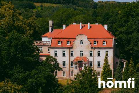 Pałac z aktualnym PnB / Dom Seniora / Hotel SPA /