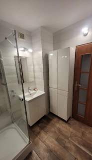 3 pokoje, 64.90m2, duży balkon, III piętro, Os.Asnyka