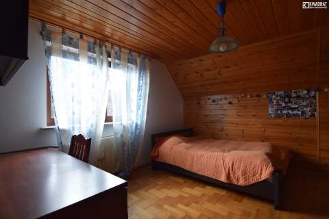 Uniszowice/ ul. Wojciechowska/ dom z działką 15 ar