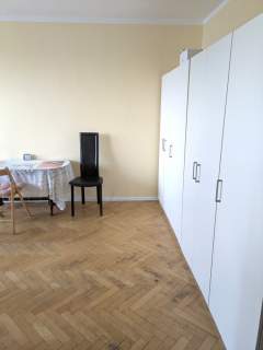 Cicha kawalerka z balkonem na ul. Młynarskiej.