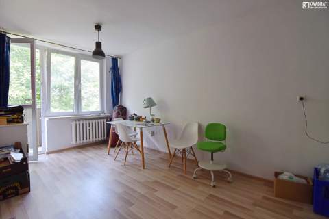 3 pok. 52,65m , Świdnik balkon piwnica niski