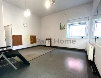 Lokal handlowo-usługowo-biurowy w centrum miasta 