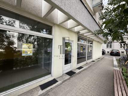 Lokal z witryną w centrum