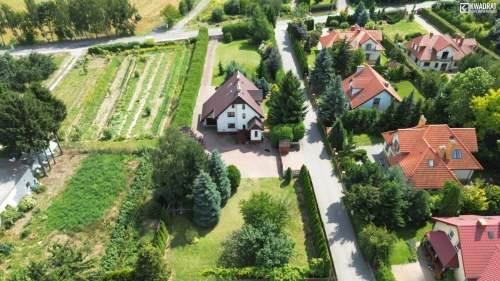 Uniszowice/ ul. Wojciechowska/ dom z działką 15 ar
