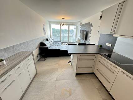 APARTAMENT Z PIĘKNYM WIDOKIEM NA ZALEW 