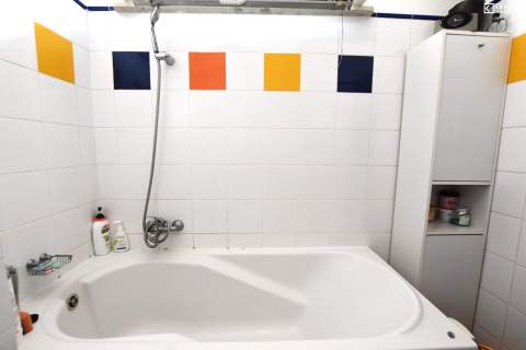 2 pokoje 46.20 m2 pierwsze piętro. Sławinek.