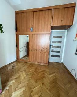 APARTAMENT w PRZEDWOJENNEJ kamienicy -Stara Praga
