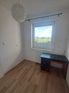 2 pokoje, 33m2 balkon, IV piętro, Centrum