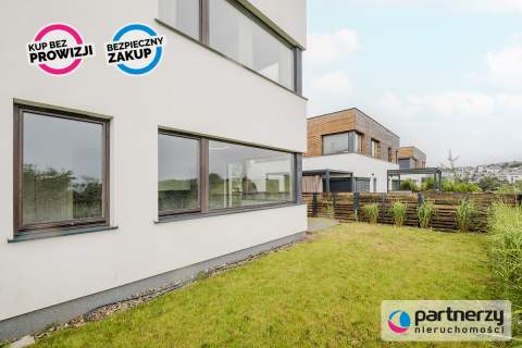 Nowoczesny, dwupoziomowy apartament w Mechelinkach