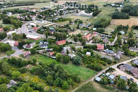 Działka 29,5 ar zabudowana domem do remont Korczew