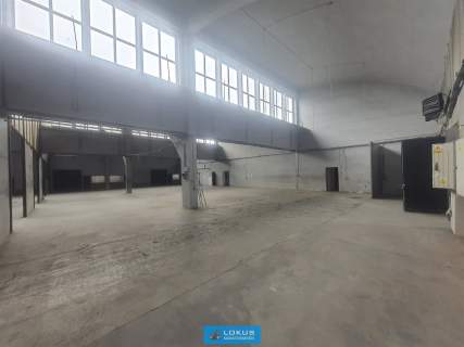 Hala produkcyjno-magazynowa 1424 m2 rampa biuro