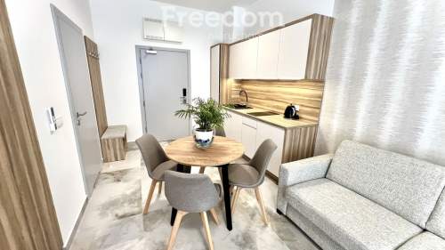 Nowy apartament blisko morza i promenady.