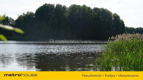 Działka inwestycyjna z linią brzegową jeziora 500m