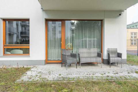3 pokoje/ blisko lasu/ 100 m2 ogródka