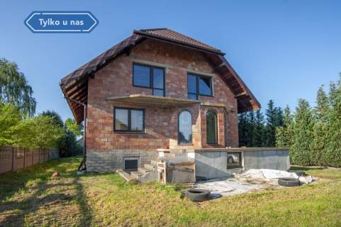 Dom sur.zam. z dużym garażem Wojsławice gm.Koziegł