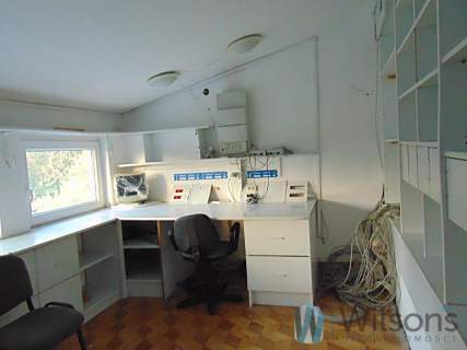 Magazyn i biuro na sprzedaż. Nadarzyn.