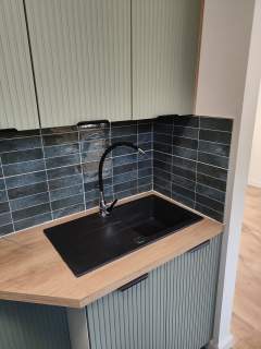 2 pokoje, 32m2 ,balkon, III piętro, po remoncie.Os. Kaliniec