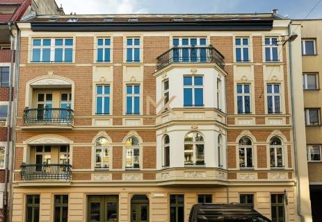 LOKAL USŁUGOWY/ PRESTIŻOWA KAMIENICA