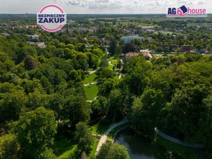 Wyjątkowy dom przy Parku Oruńskim 