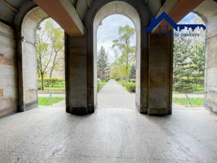 Metro Galeria Handlowa Kamienica H 2.90m 